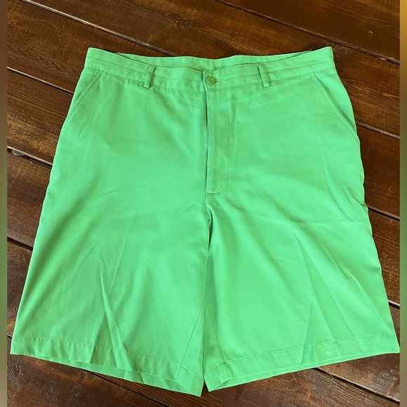 Bolle Golf Shorts - Picture 1 of 4